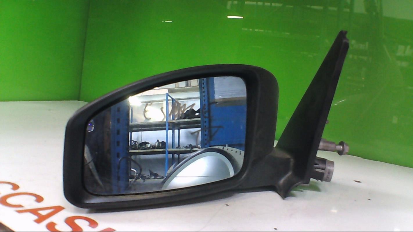 Retrovisor izquierdo