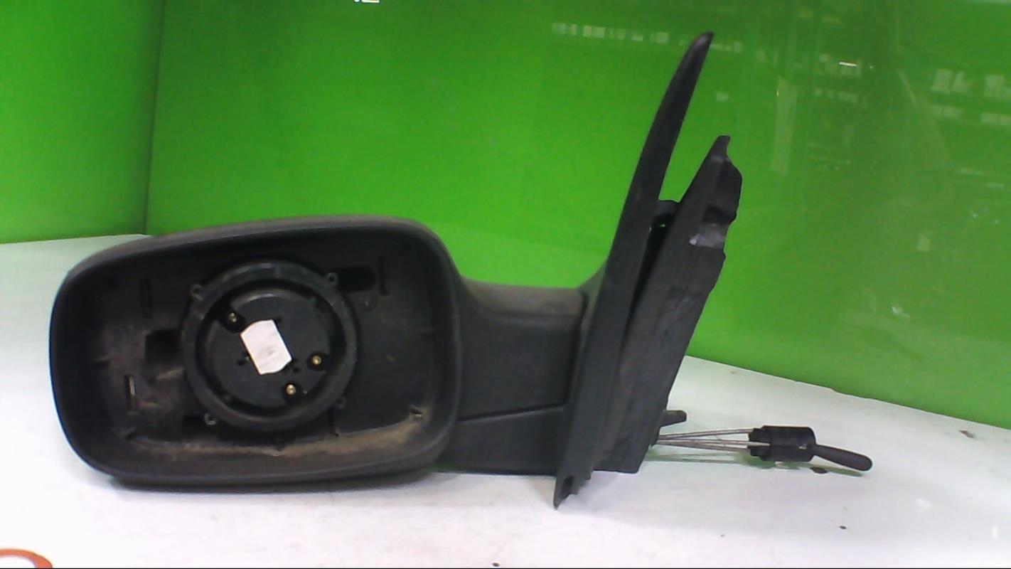 Retrovisor izquierdo