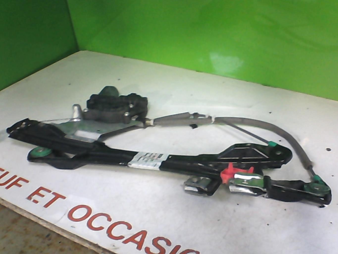 Leve vitre electrique avant gauche