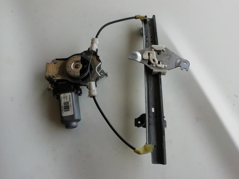 Elevalunas eléctrico trasero derecho