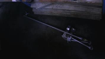 Moteur essuie glace avant