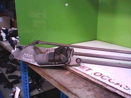 Moteur essuie glace avant