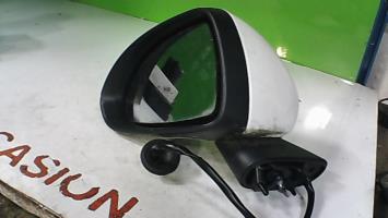 Retrovisor izquierdo