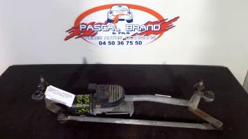 Moteur essuie glace avant