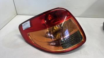Fanale posteriore principale sinistro (luci)