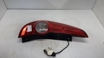 Fanale posteriore principale sinistro (luci)
