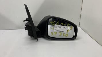 Retrovisor derecho