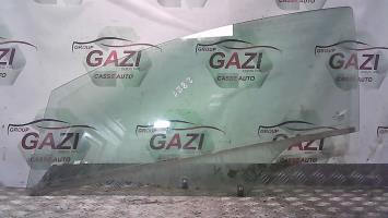 Vitre avant gauche