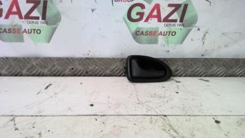 Poignee interieur porte laterale gauche