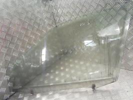 Vitre avant gauche