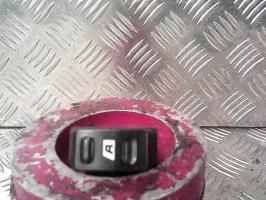 Interrupteur de leve vitre arriere gauche