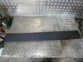 Baguette d'aile arrière gauche