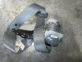 Ceinture avant gauche