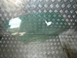 Vitre avant droit