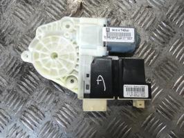 Moteur leve vitre avant droit