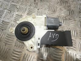 Moteur leve vitre avant droit