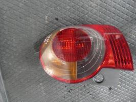 Feu arriere principal droit (feux)