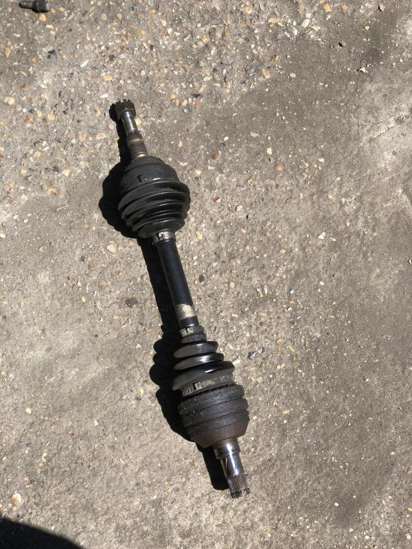 Cardan gauche (transmission)