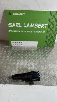 Poignee porte avant droit