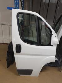Porte avant droit