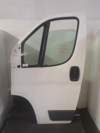 Porte avant gauche