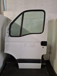 Porte avant gauche