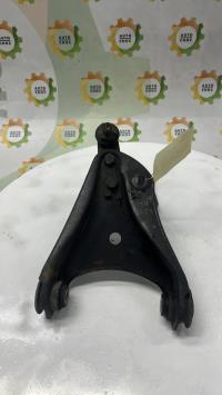 Triangle avant droit