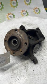 Fusee avant gauche