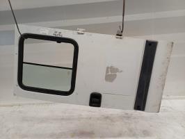 Porte laterale droit