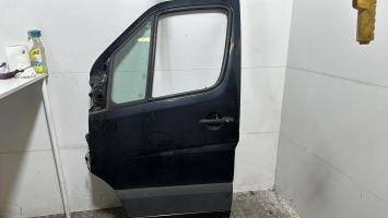Porte avant gauche