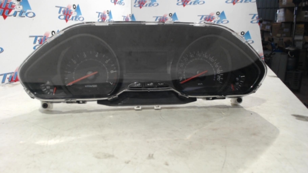 Compteur PEUGEOT 208 1 PHASE 1 Essence - 1
