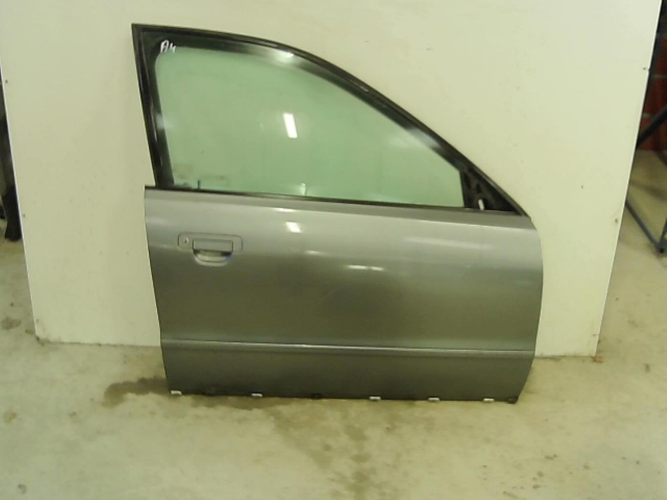 Porte avant droit