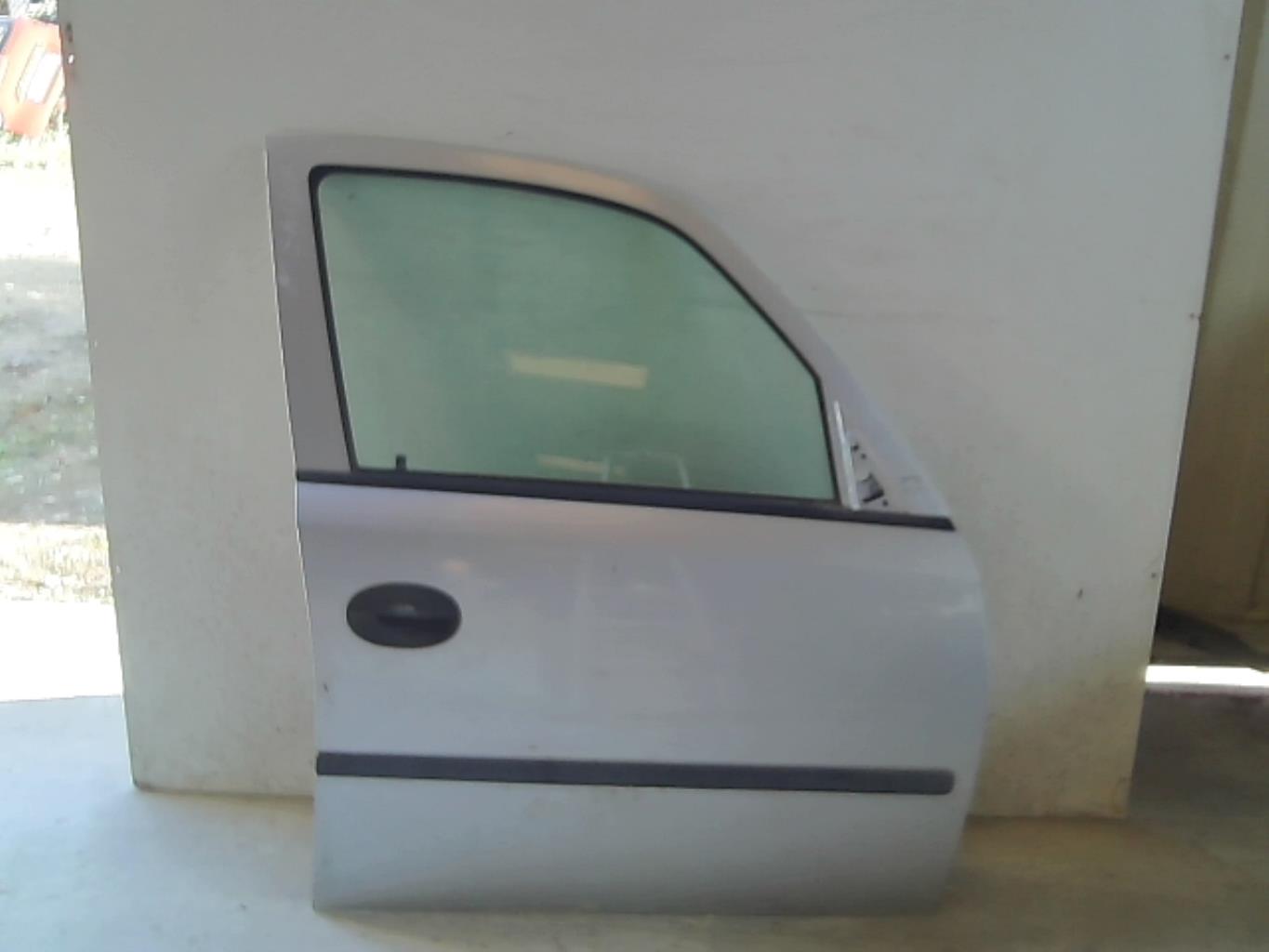 Porte avant droit