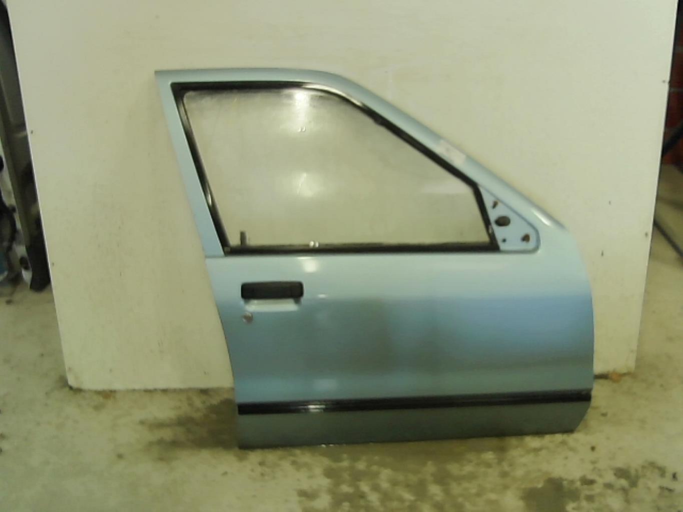 Porte avant droit