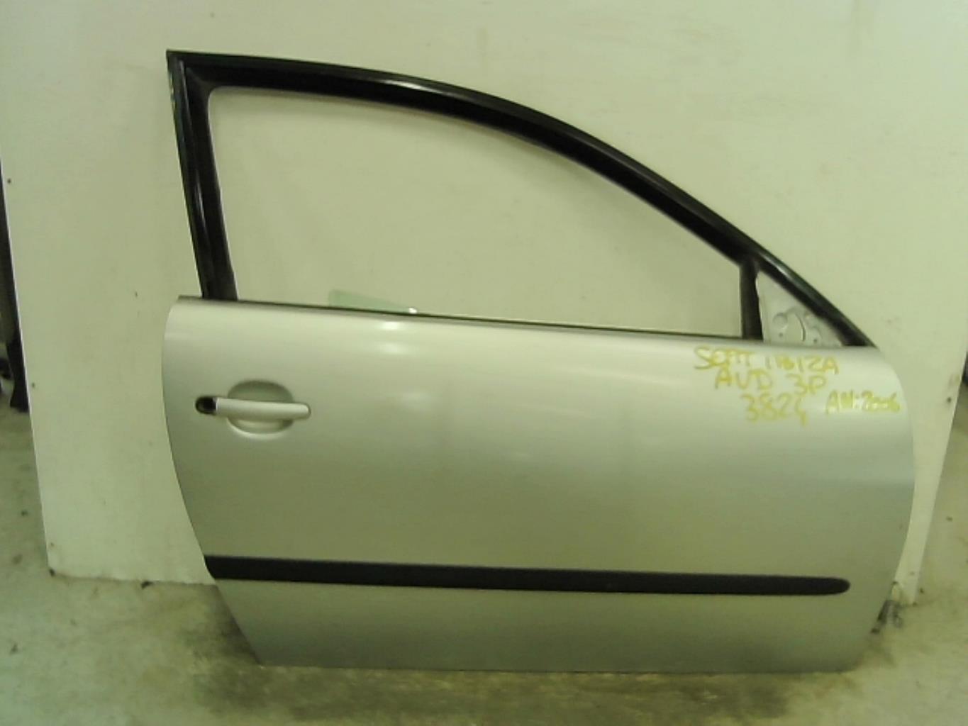 Porte avant droit