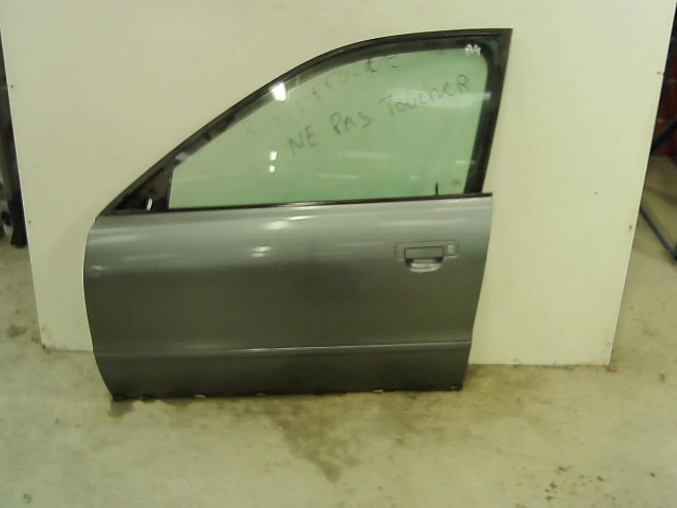 Porte avant gauche