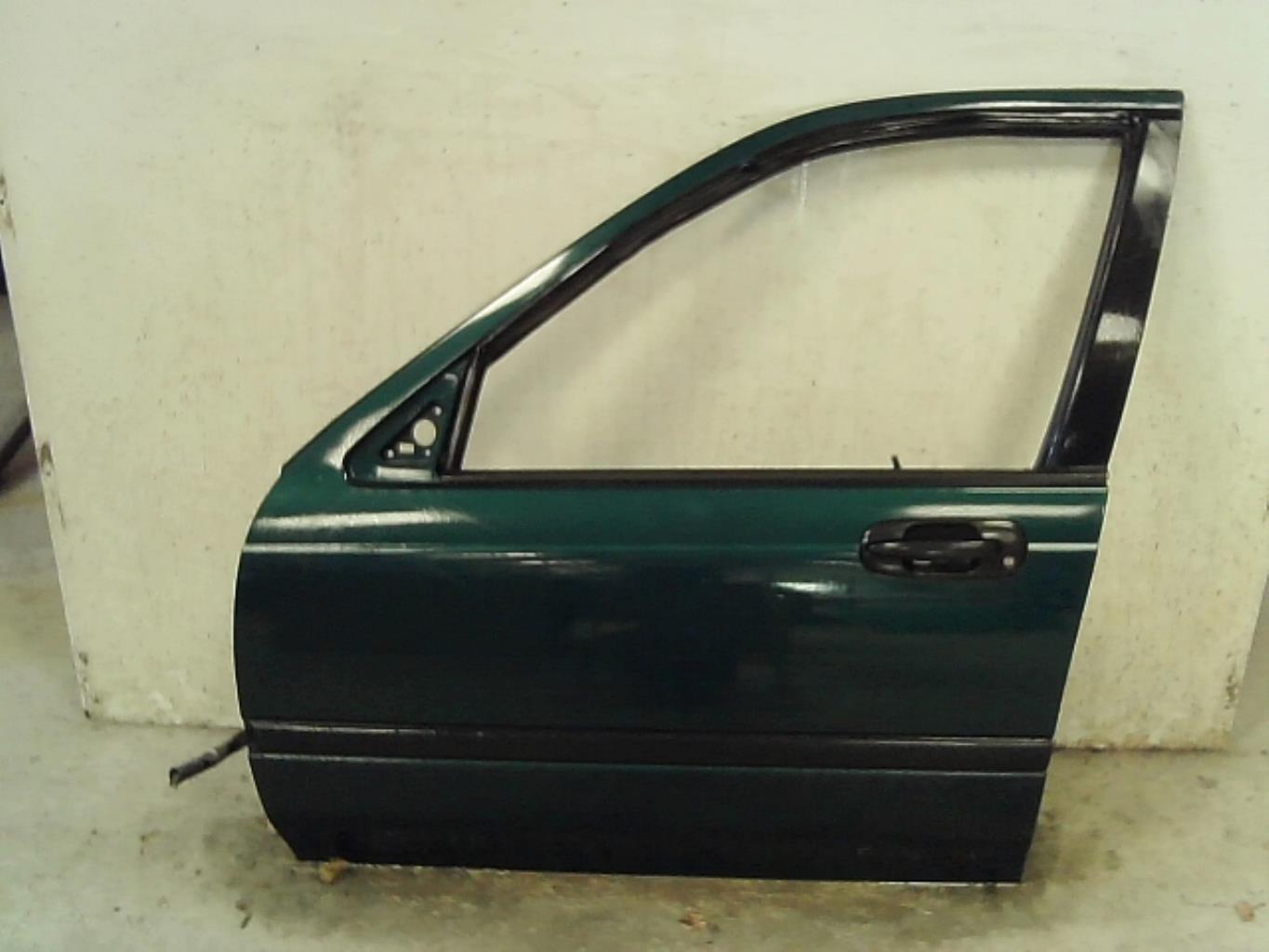 Porte avant gauche