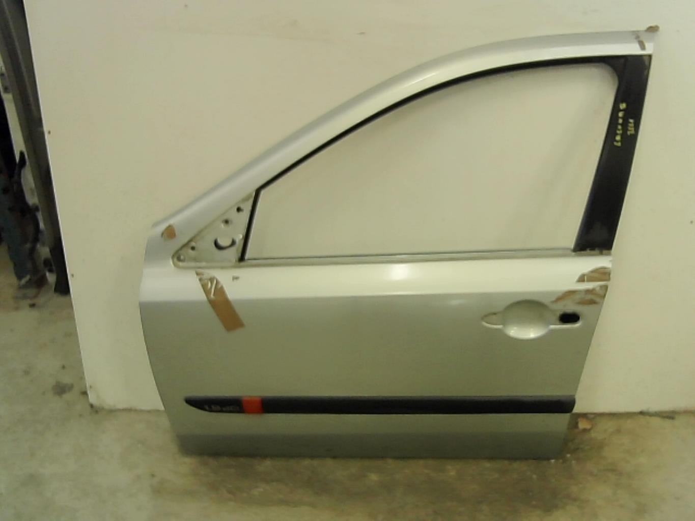 Porte avant gauche