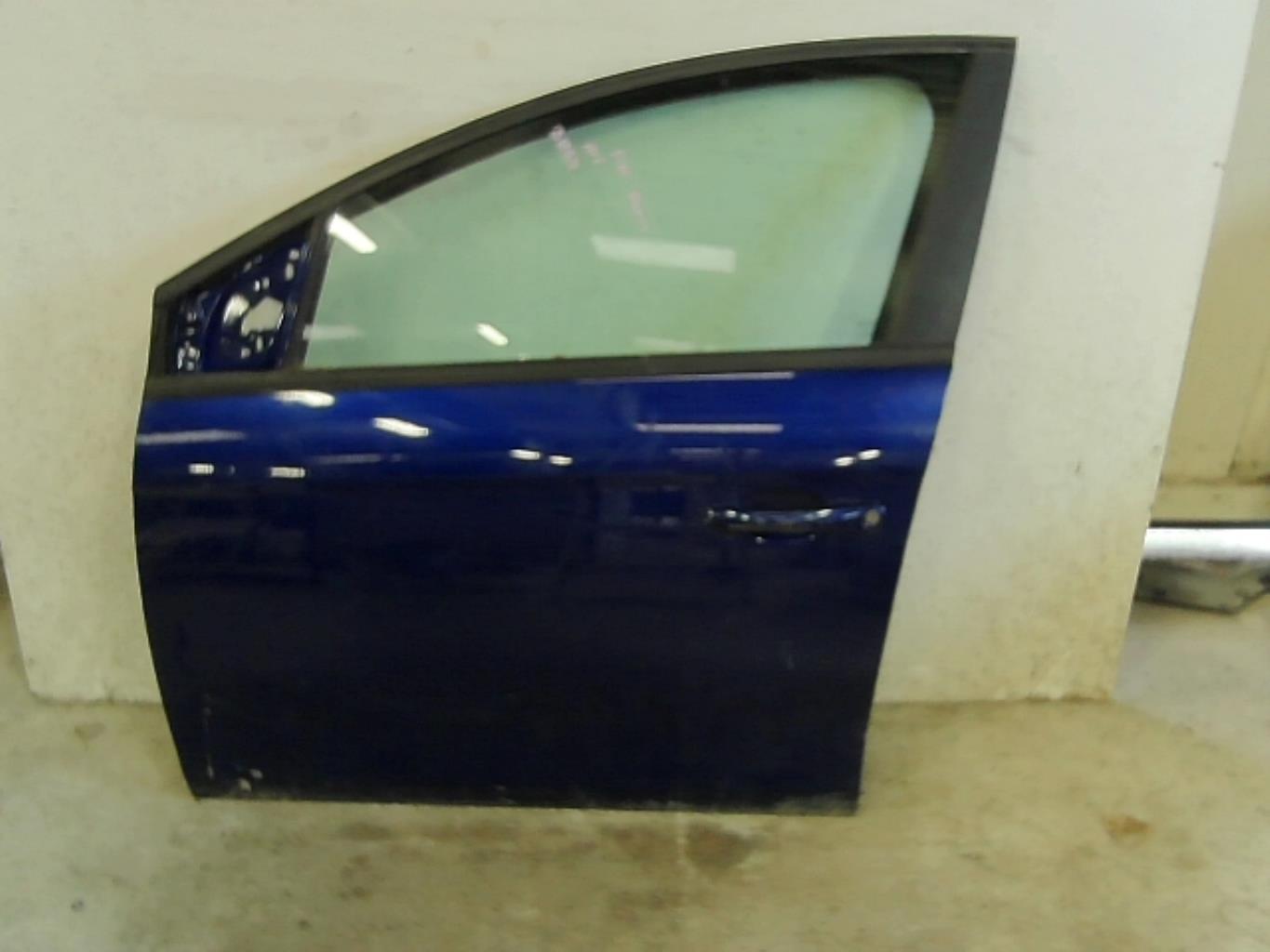 Porte avant gauche