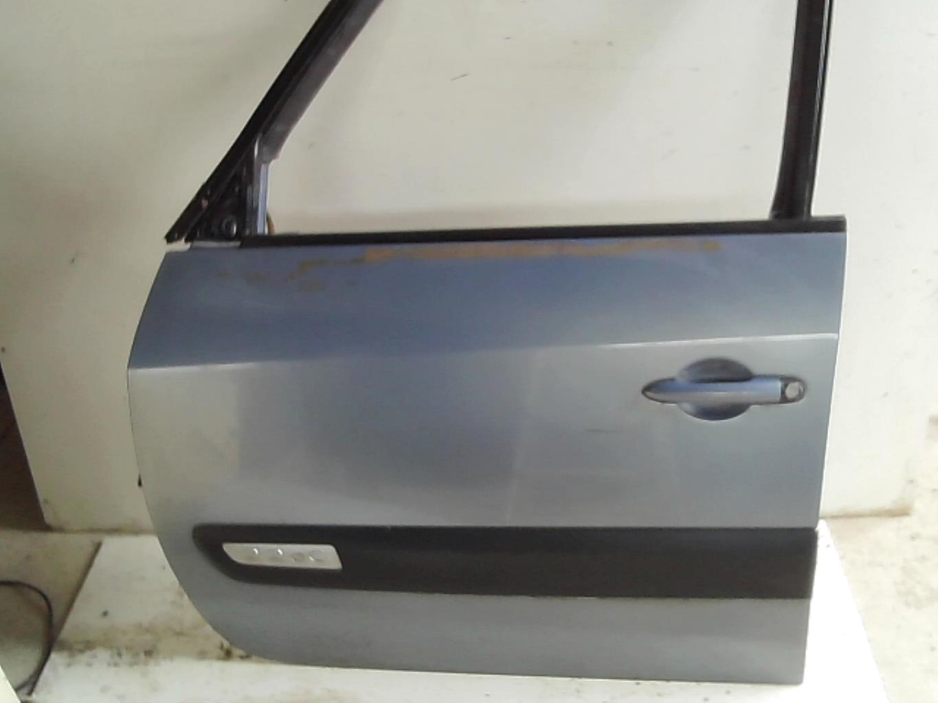 Porte avant gauche