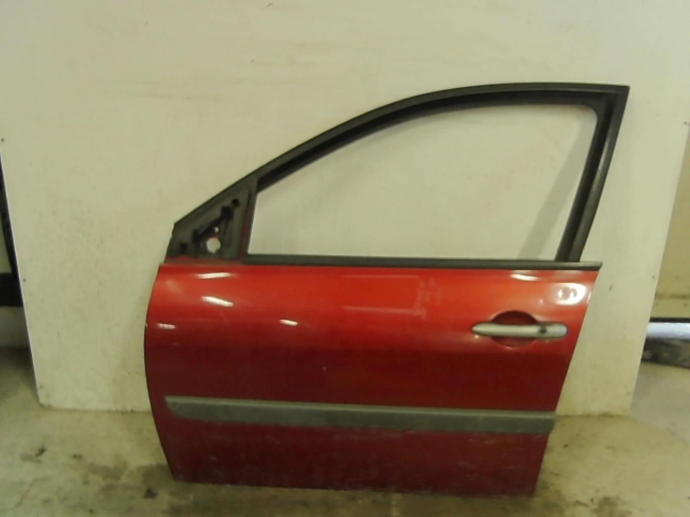 Porte avant gauche