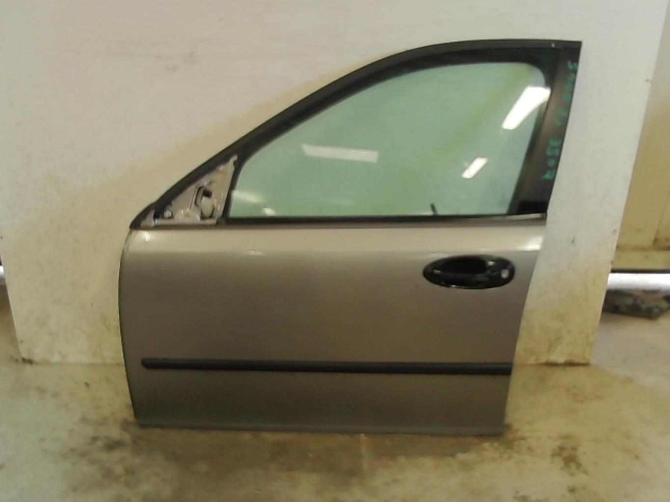 Porte avant gauche