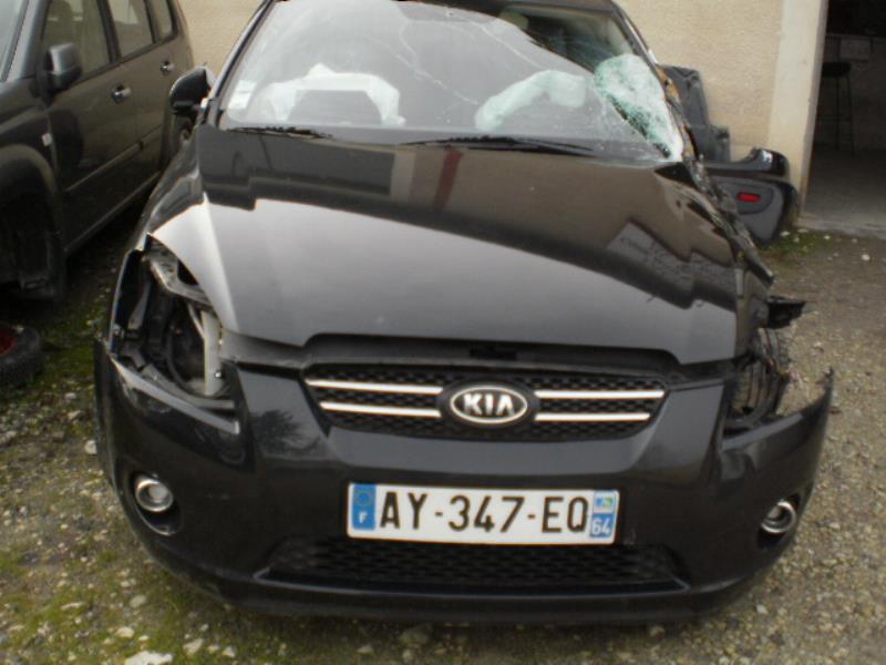 Moteur essuie glace avant