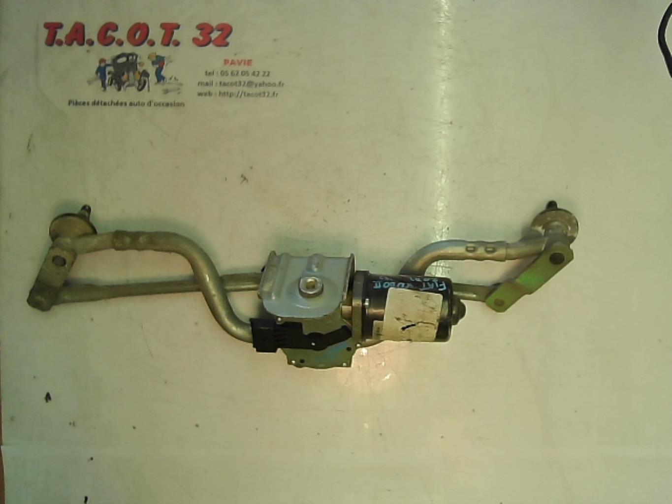 Moteur essuie glace avant