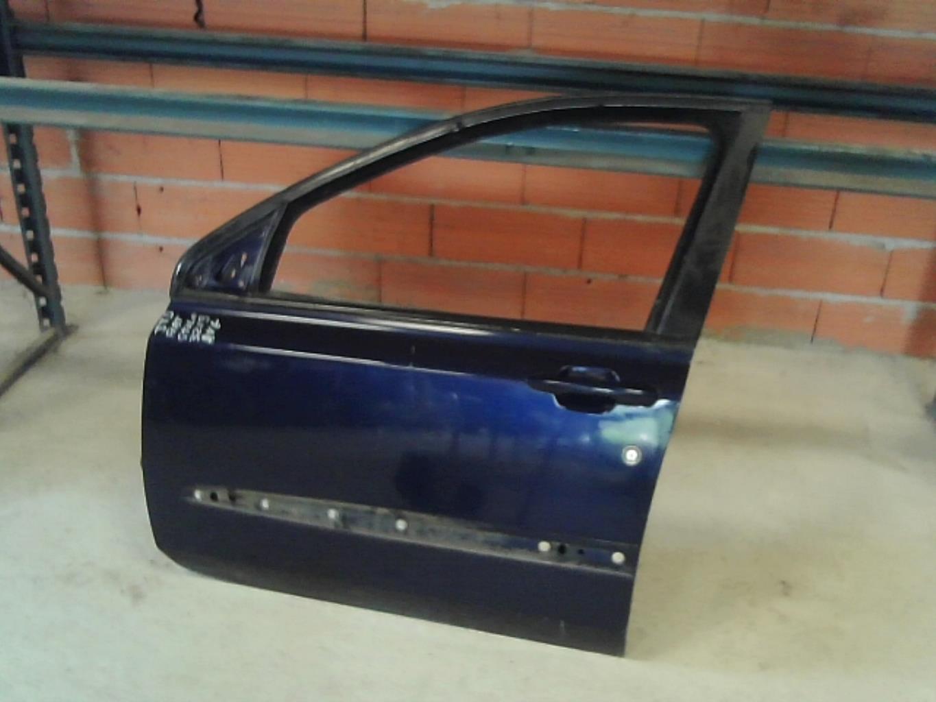 Porte avant gauche