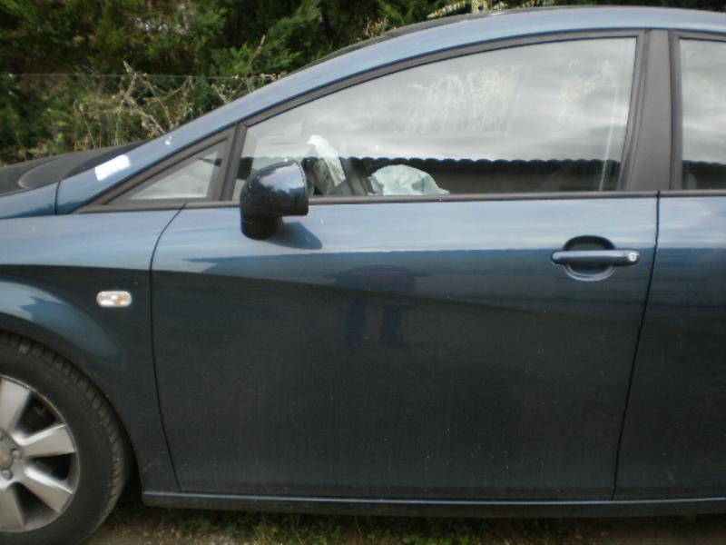 Porte avant gauche
