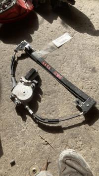 Leve vitre electrique avant gauche