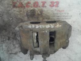 Etrier avant gauche (freinage)
