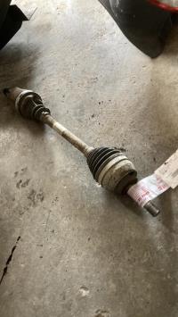 Cardan gauche (transmission)