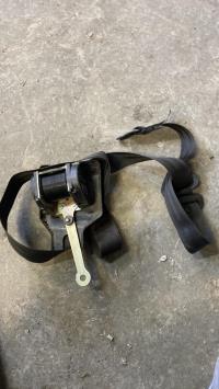 Ceinture avant droit